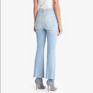 MOTHER The Hustler Ankle Fray Jeans Color: Knock on Wood